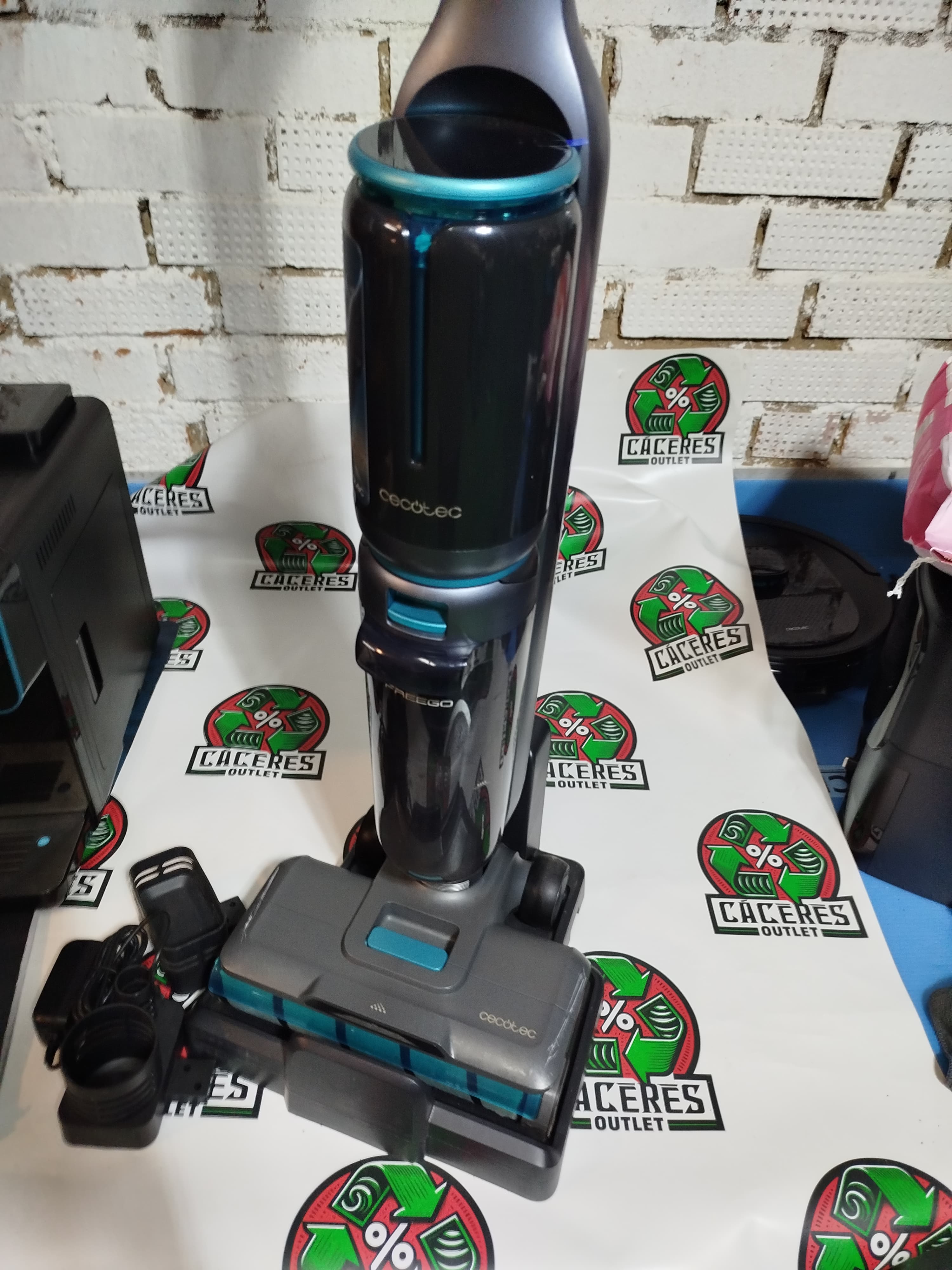 FreeGo Wash&Vacuum - Cáceres Outlet