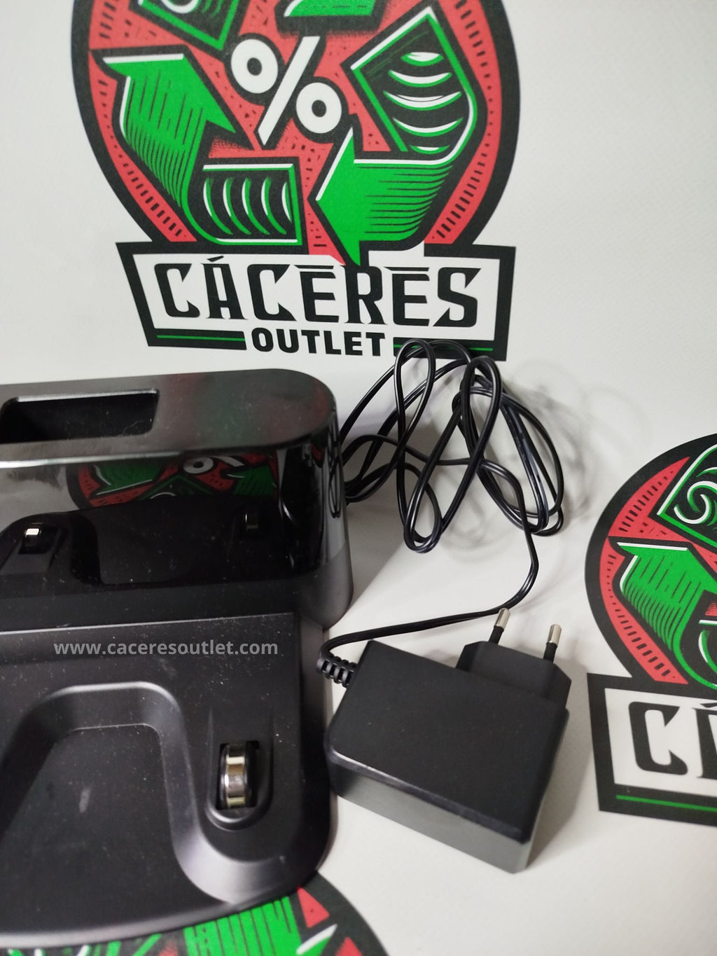 Base de Carga para Cecotec Conga 950, 990, 1090, 1099, 1790, 1990, 2290 - Cáceres Outlet